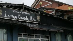 Gambar 2 8 300x169 - Dewan Kahwin Jenjarom